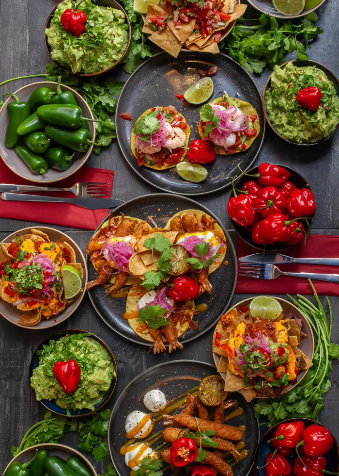 Cateringoppsett fra La Taqueria med tacos, nachos og guacamole