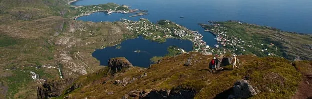 Moskenes Camping – overnatting med utsikt mot fjellene