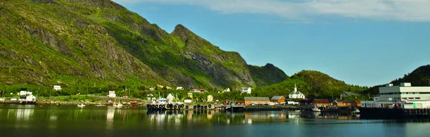 Turer til bygdene i Reinefjorden
